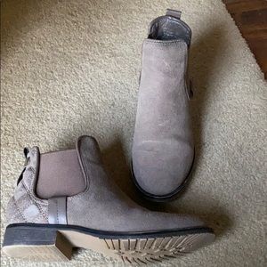 Taupe leather booties